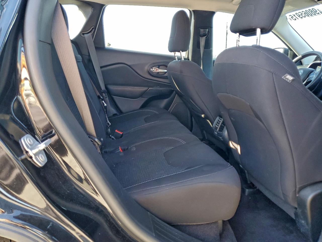 2019 JEEP CHEROKEE LATITUDE photo 11