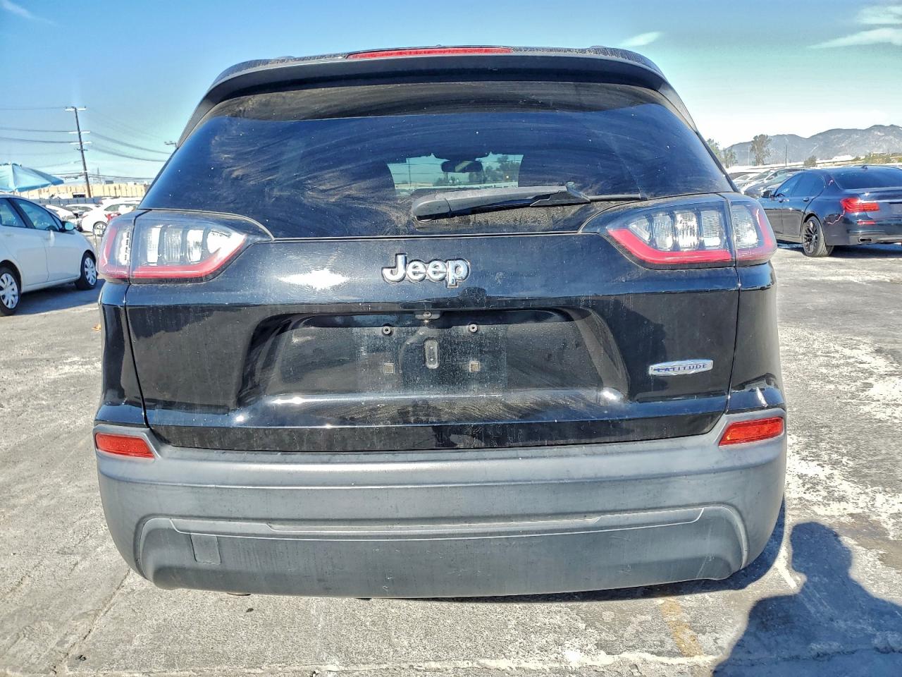 2019 JEEP CHEROKEE LATITUDE photo 6