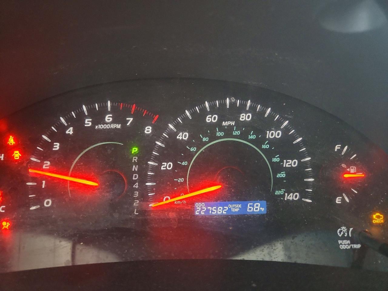2009 TOYOTA CAMRY BASE photo 9