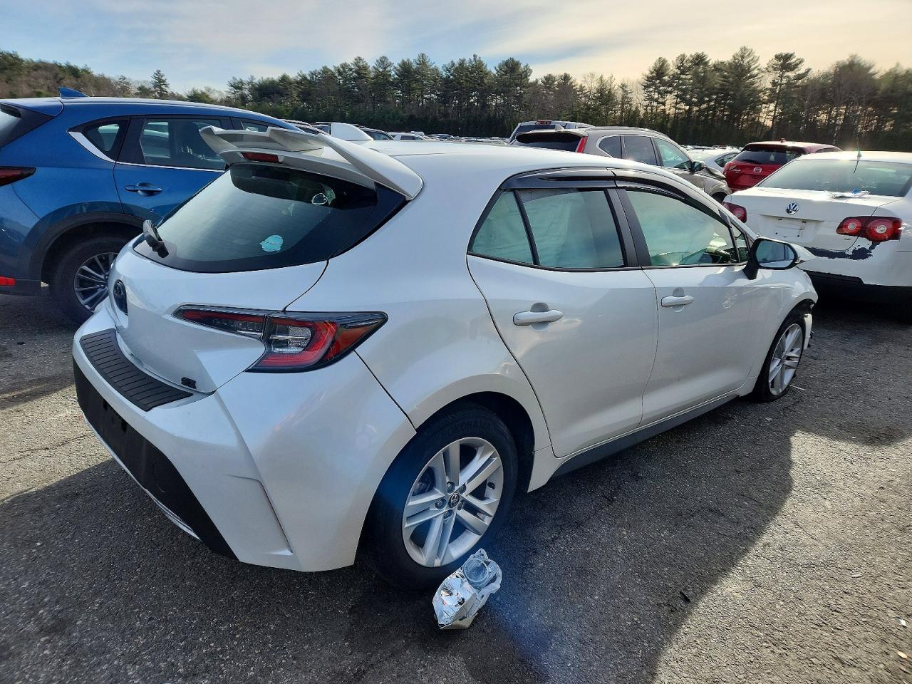 2022 TOYOTA COROLLA SE photo 3