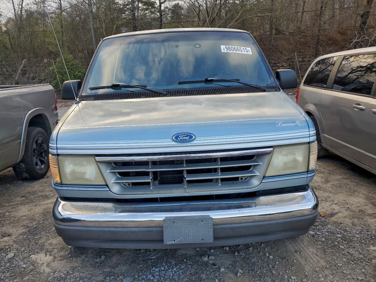1994 FORD ECONOLINE E150 VAN photo 5