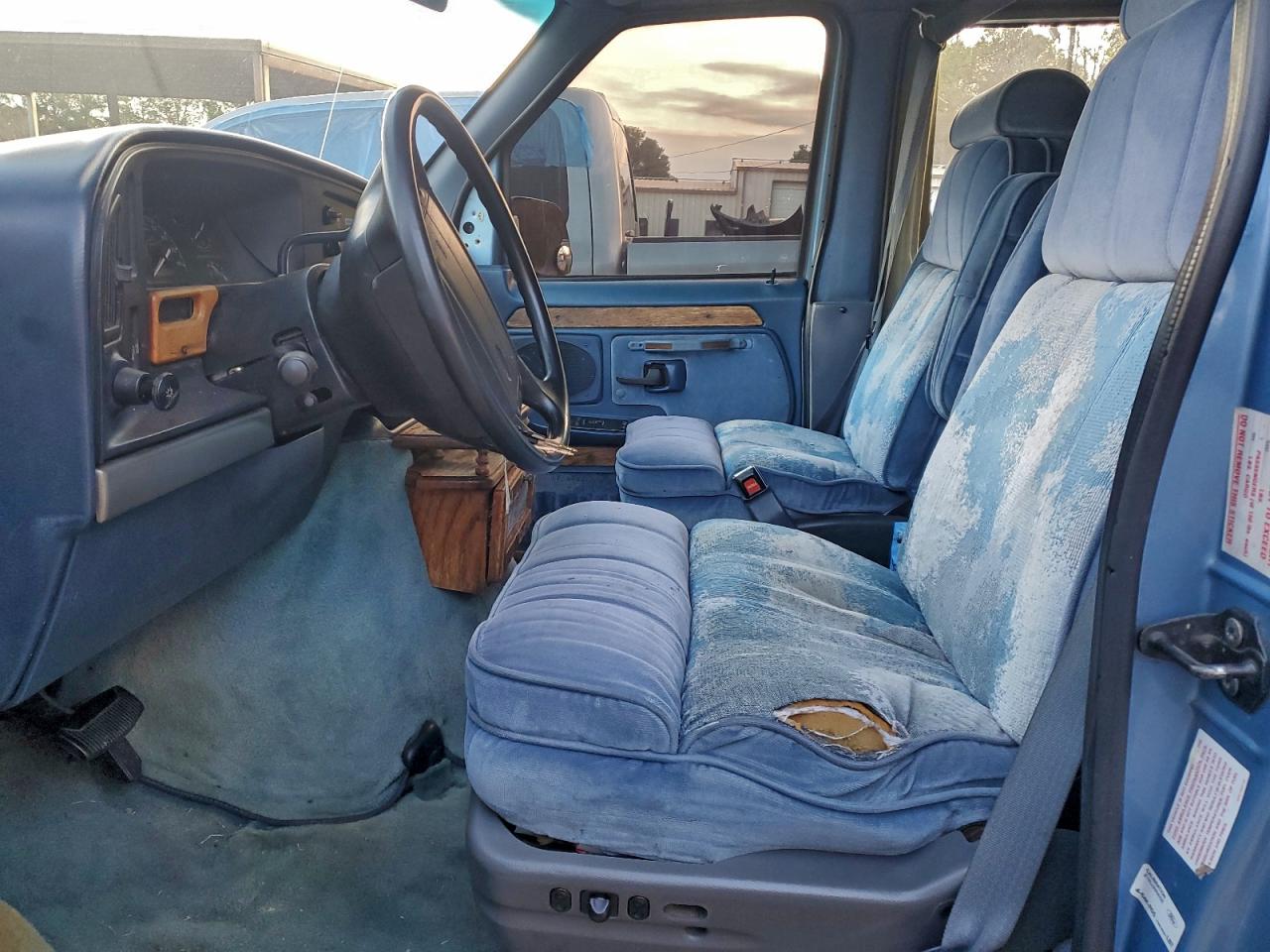 1994 FORD ECONOLINE E150 VAN photo 7