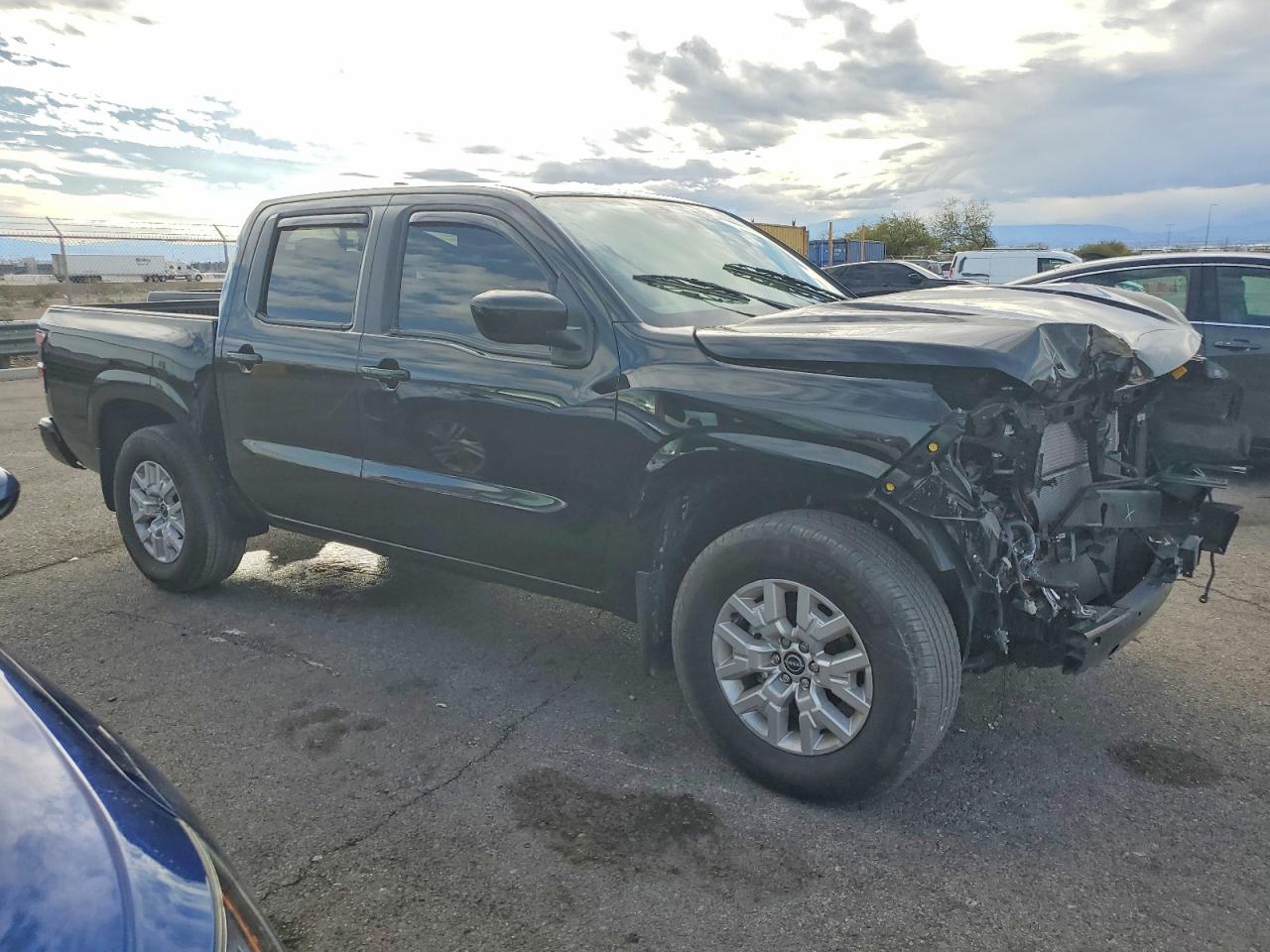 2024 NISSAN FRONTIER photo 7
