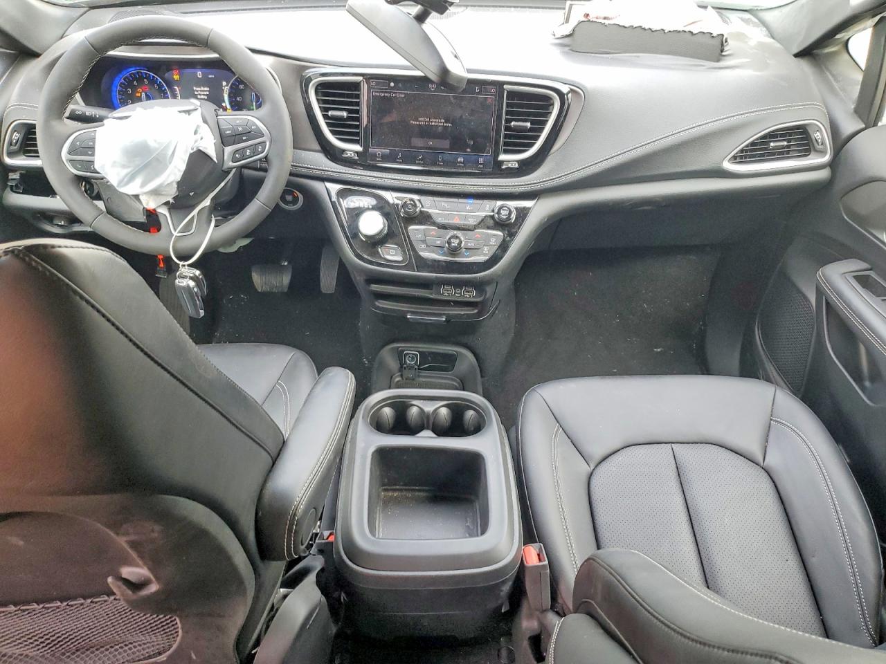 2025 CHRYSLER PACIFICA SELECT photo 8