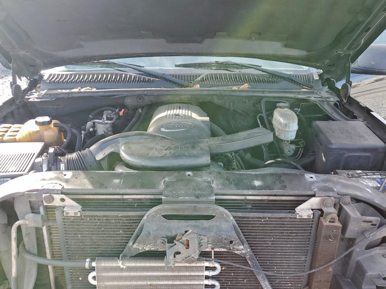 2004 CHEVROLET AVALANCHE C1500 photo 11