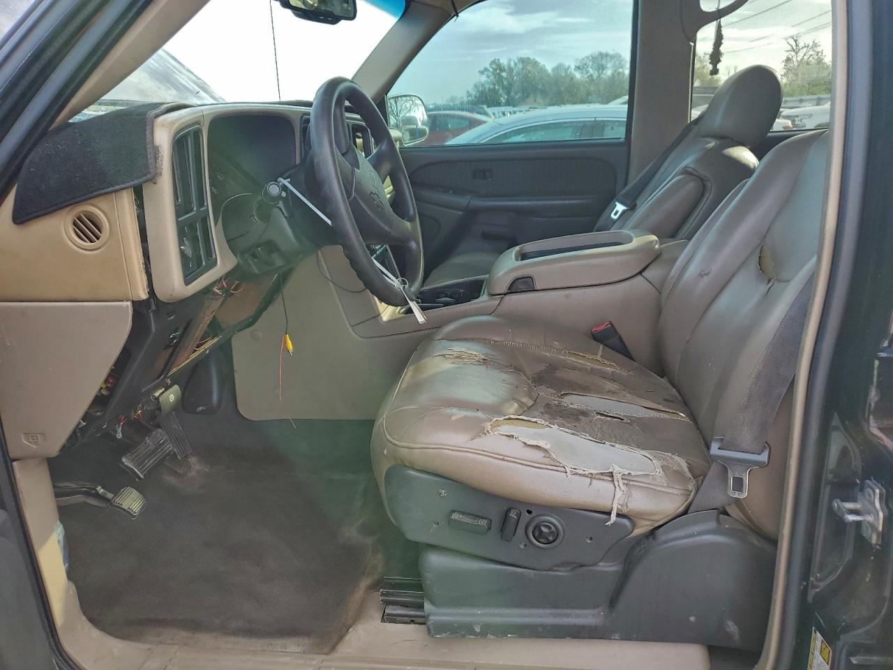 2004 CHEVROLET AVALANCHE C1500 photo 7