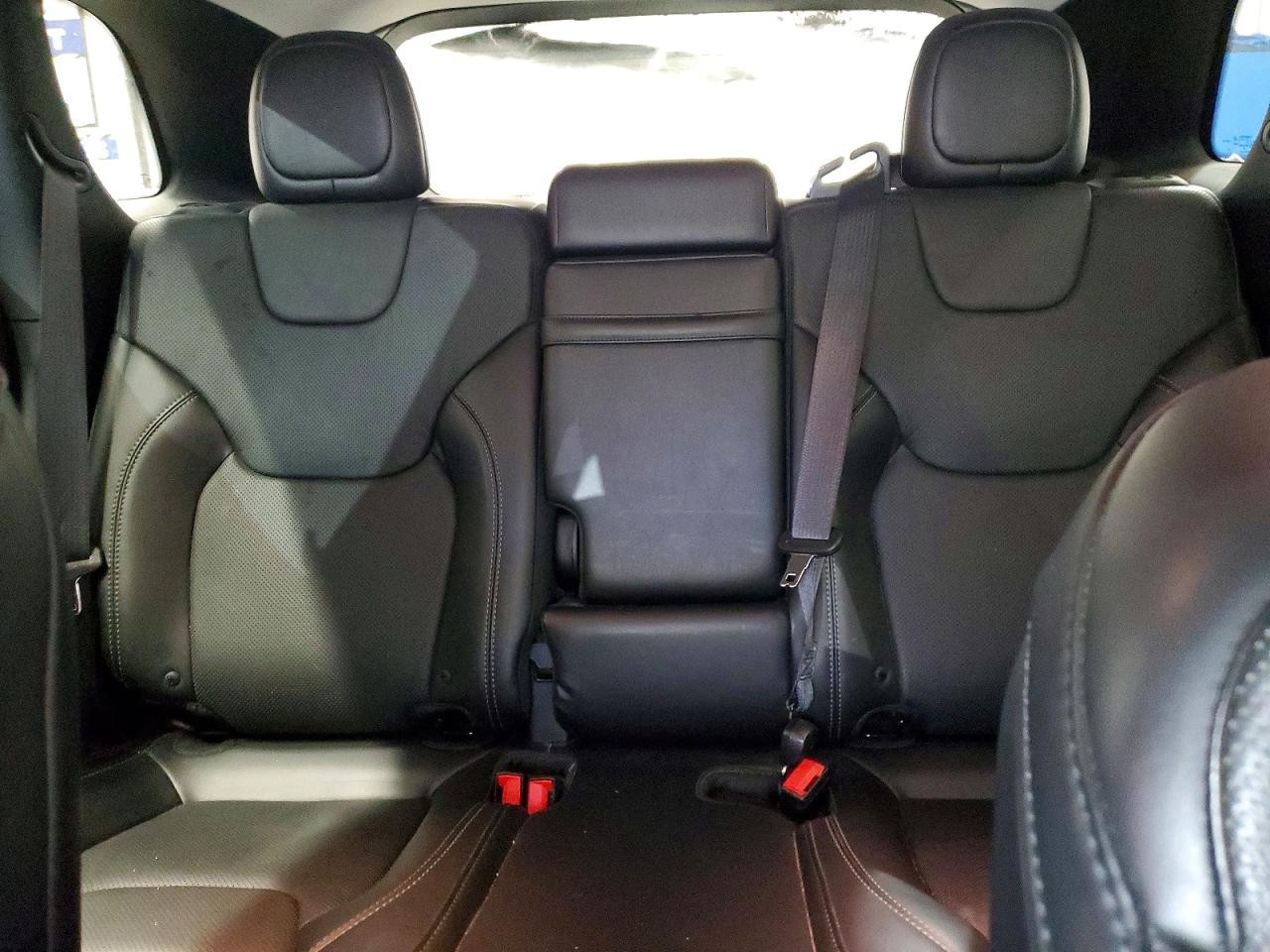 2019 JEEP CHEROKEE LIMITED photo 10