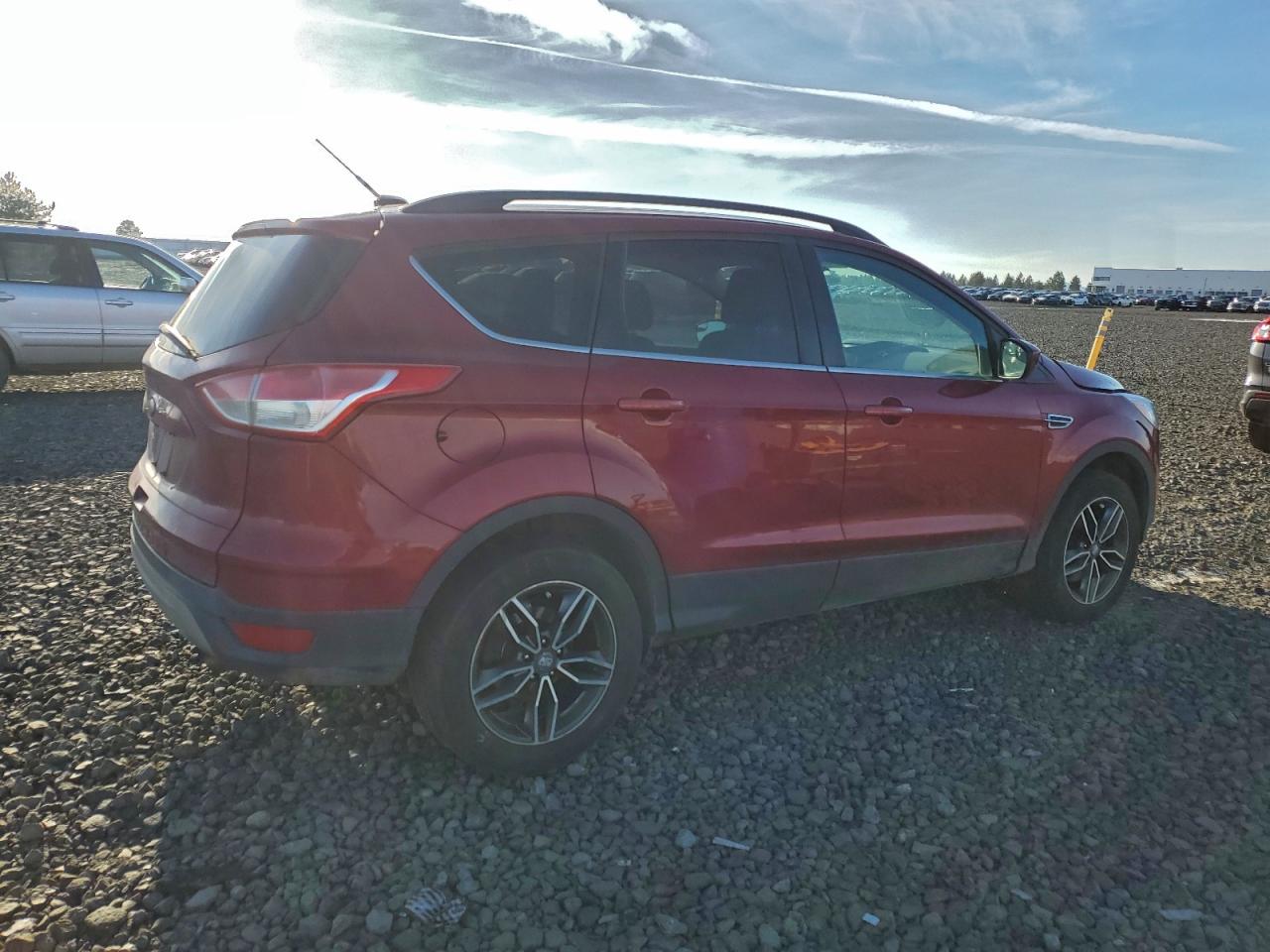 2015 FORD ESCAPE SE photo 5