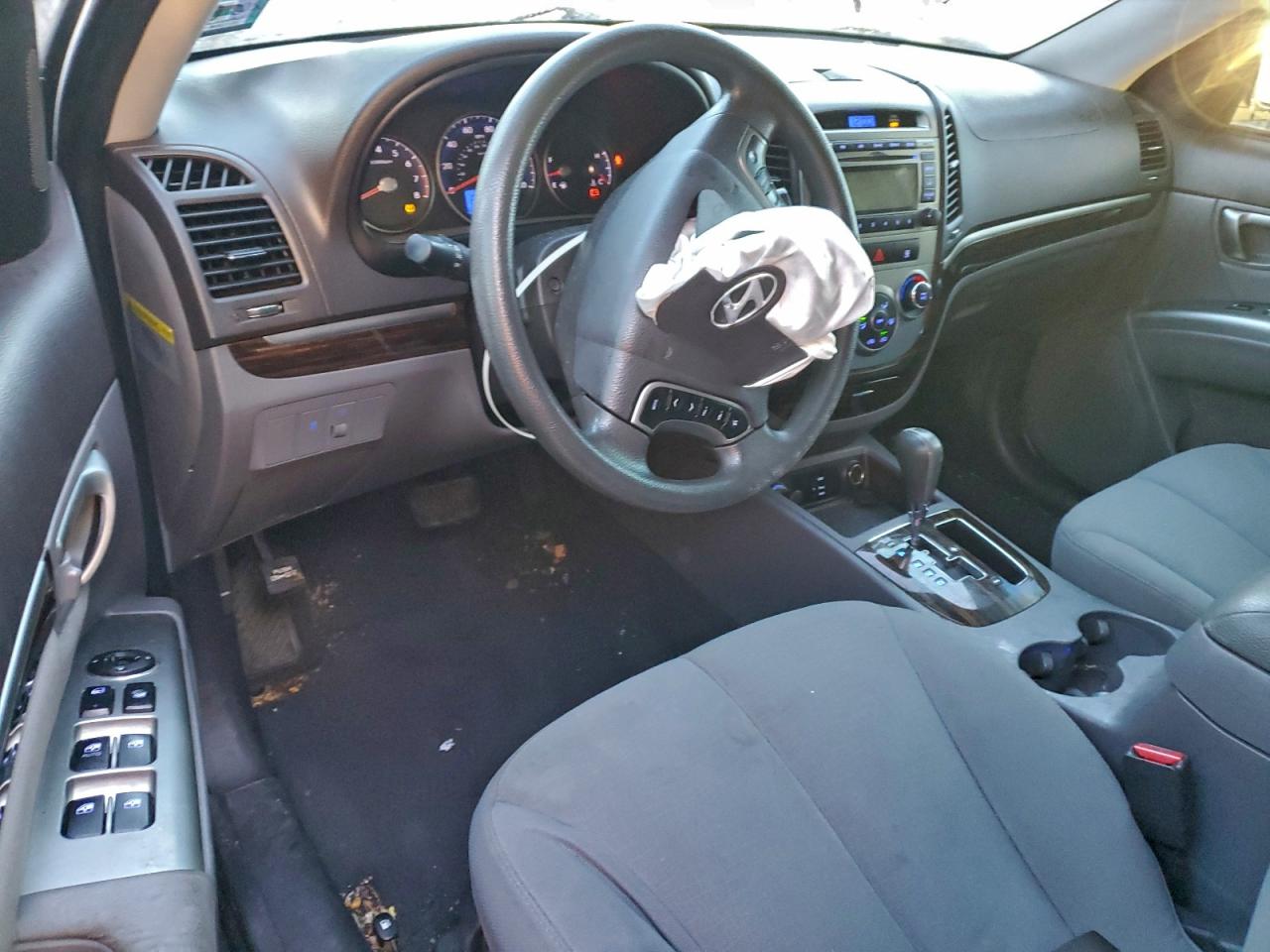 2011 HYUNDAI SANTA FE GLS photo 8