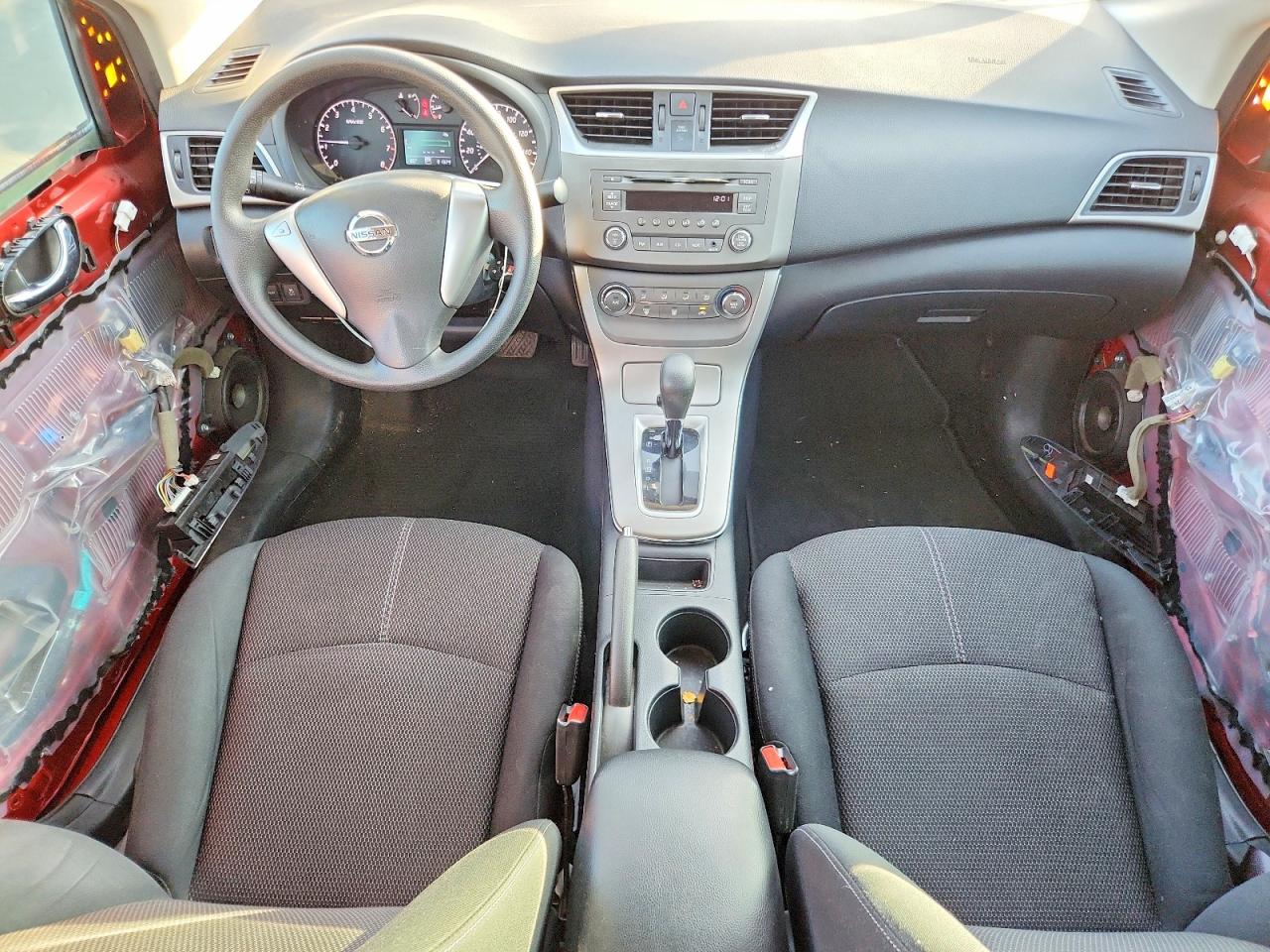 2014 NISSAN SENTRA S photo 8