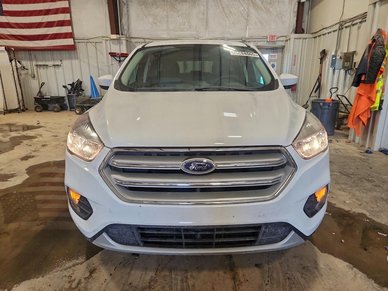 2019 FORD ESCAPE SE photo 5