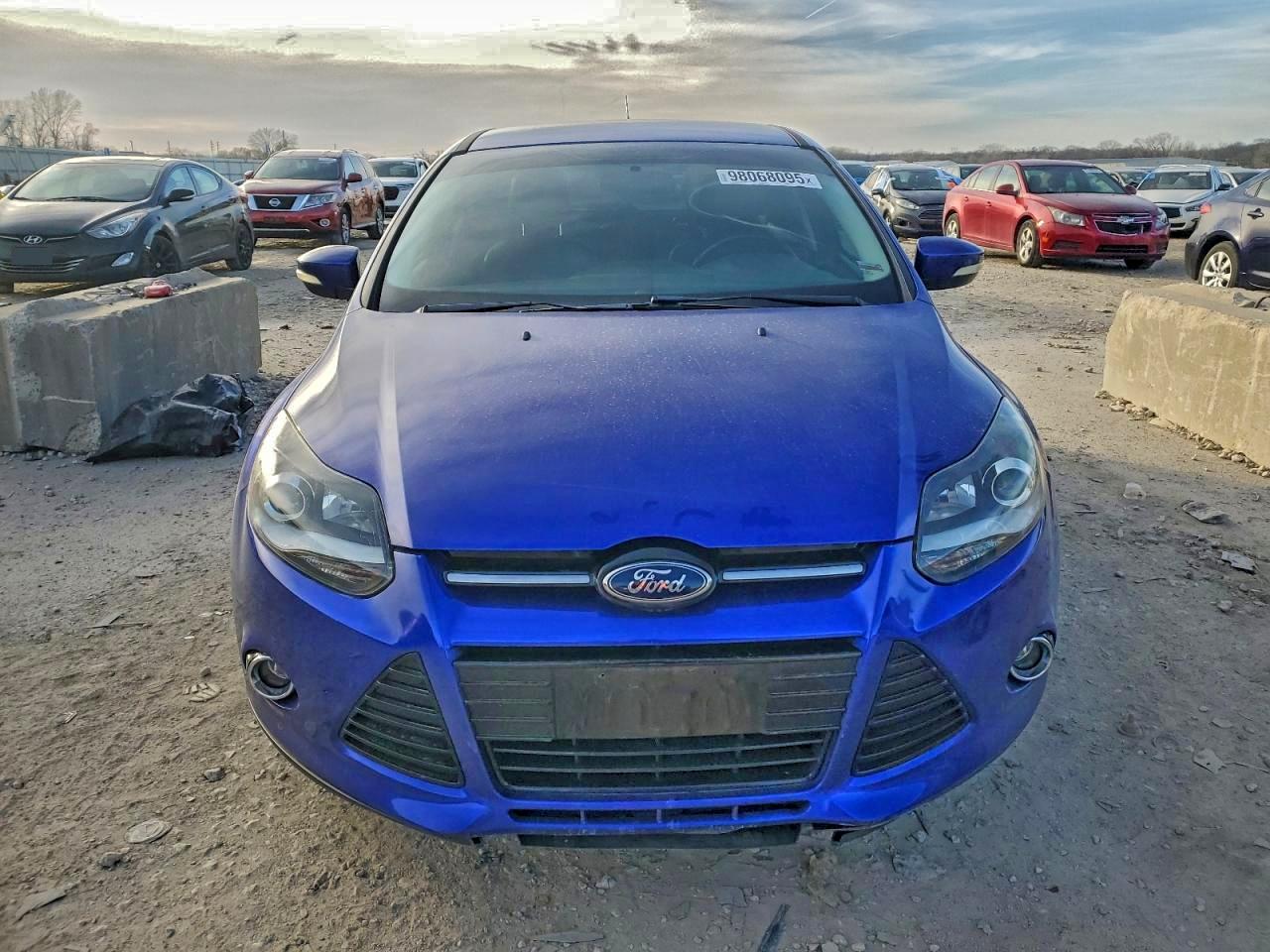 2013 FORD FOCUS TITANIUM photo 5
