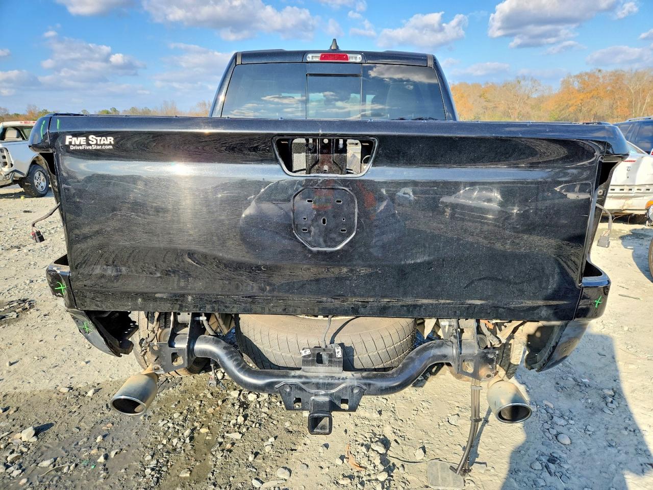 2019 RAM 1500 LIMITED photo 6