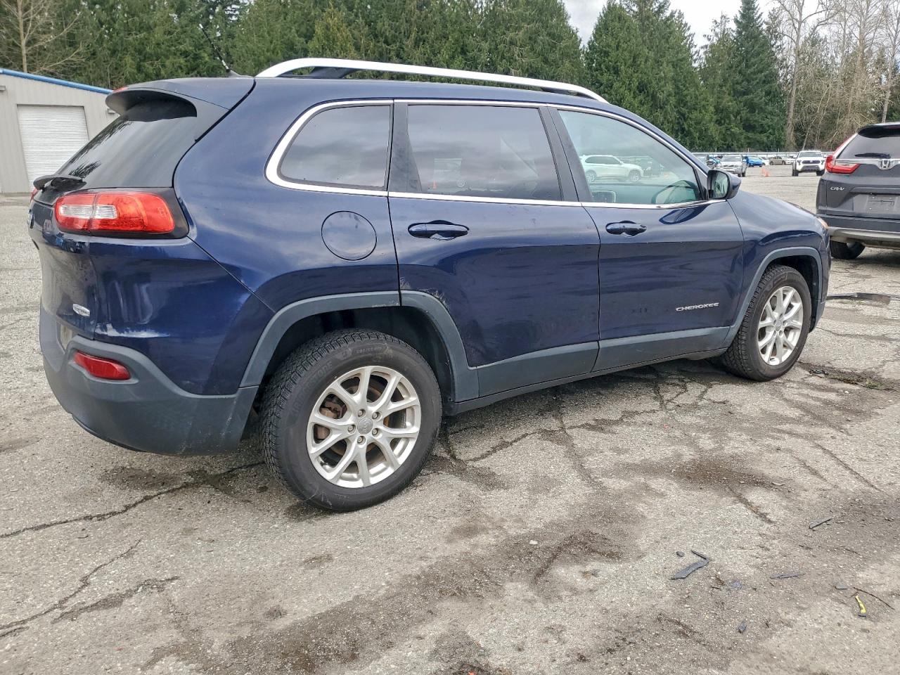 2014 JEEP CHEROKEE LATITUDE photo 3