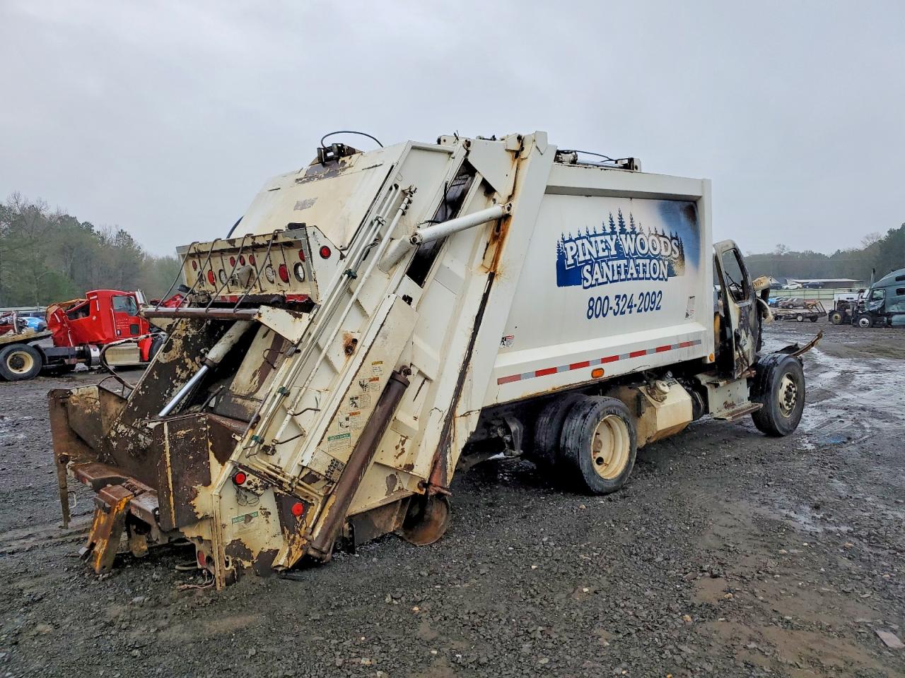 2019 FREIGHTLINER BUSINESS CLASS M2 REFUSE TRUCK photo 4