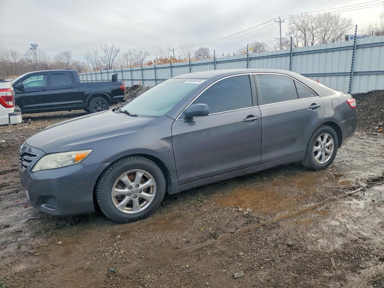 2011 TOYOTA CAMRY