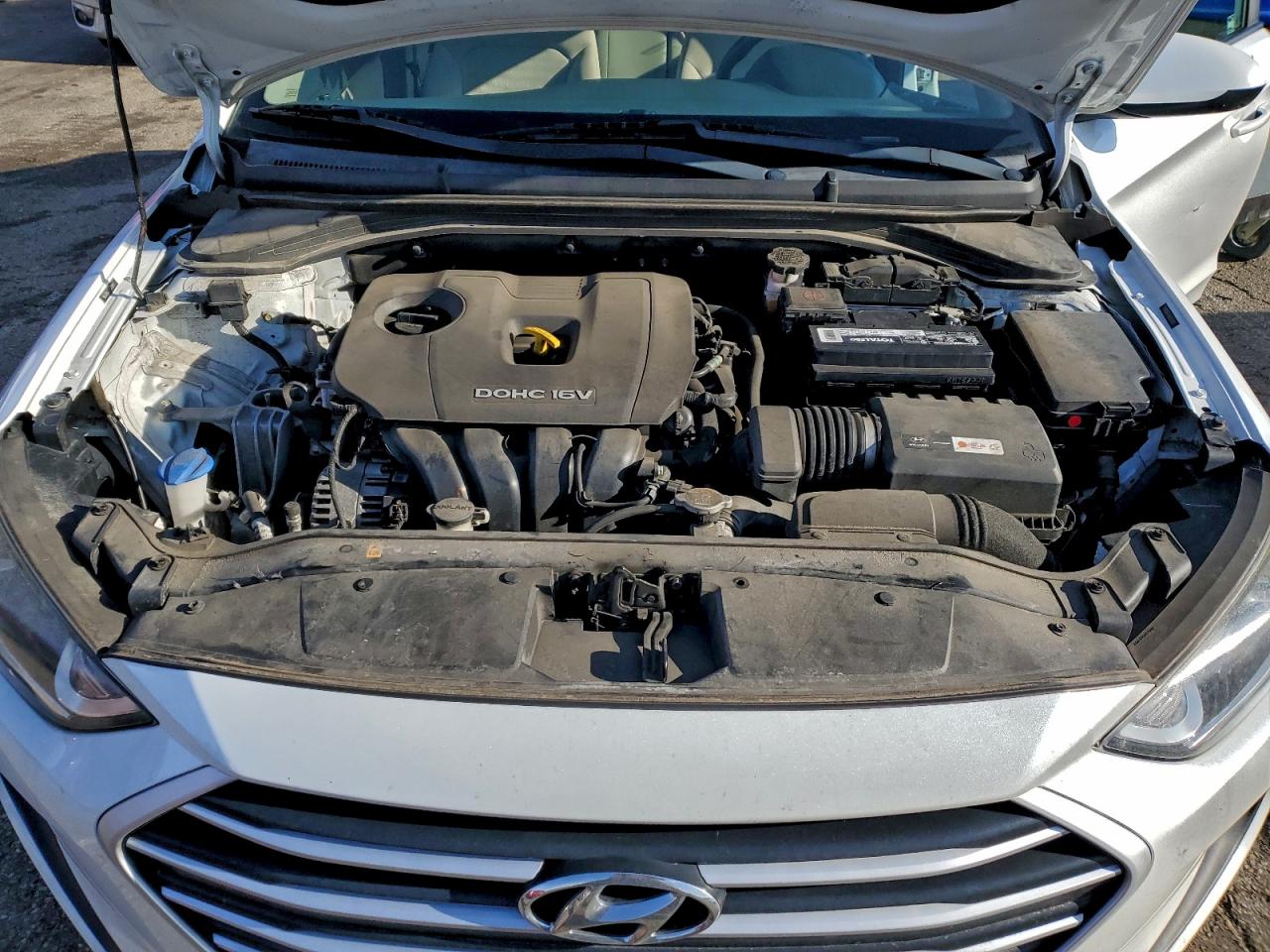 2018 HYUNDAI ELANTRA SEL photo 11