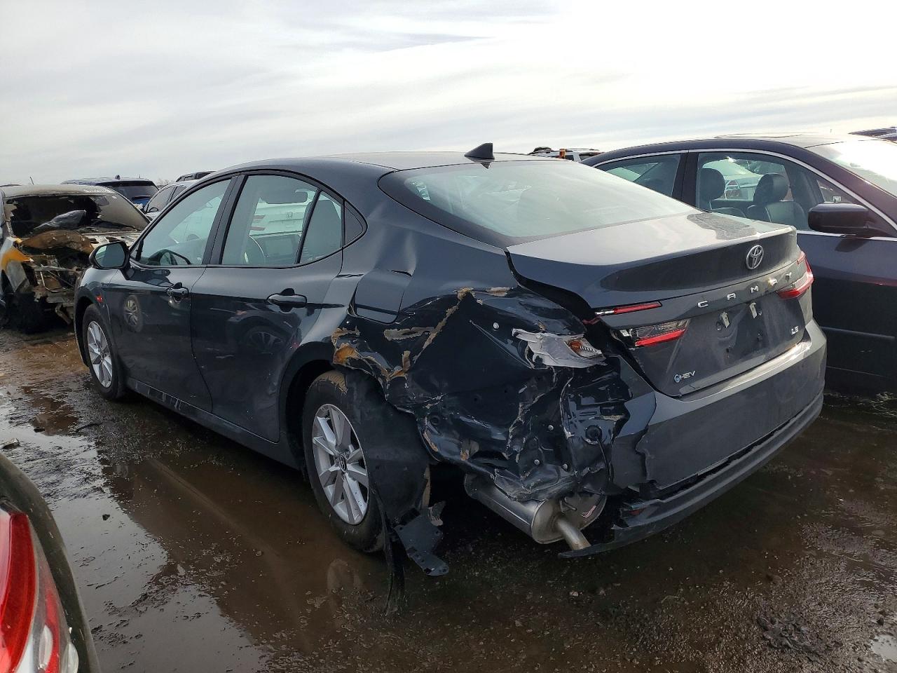 2025 TOYOTA CAMRY XSE photo 2