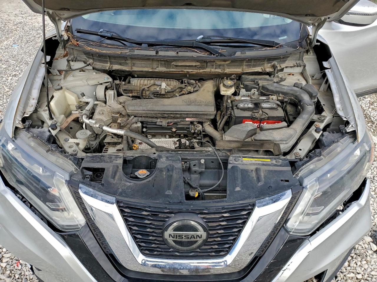 2018 NISSAN ROGUE S photo 12