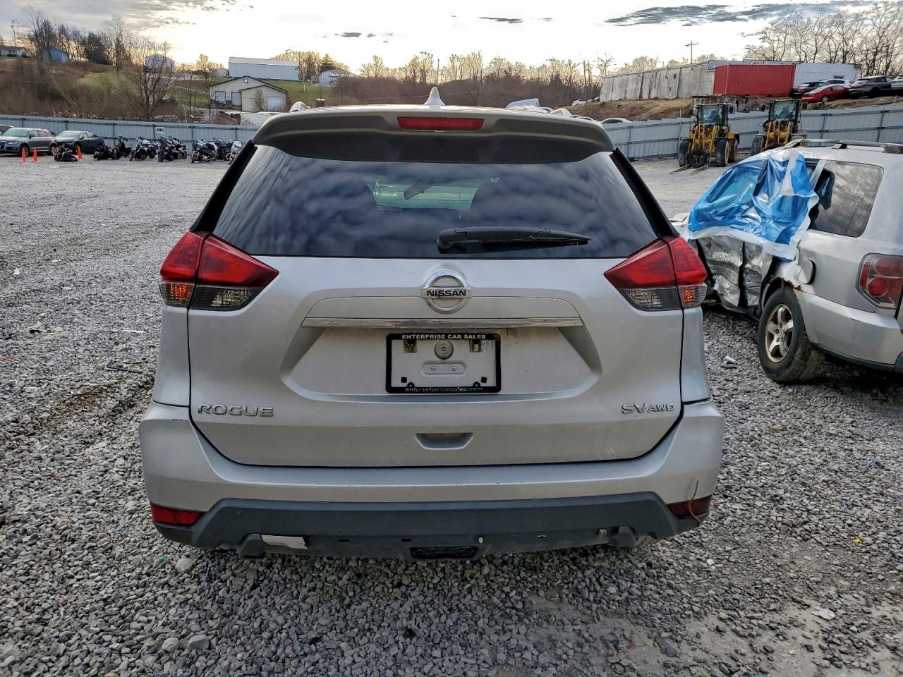 2018 NISSAN ROGUE S photo 6