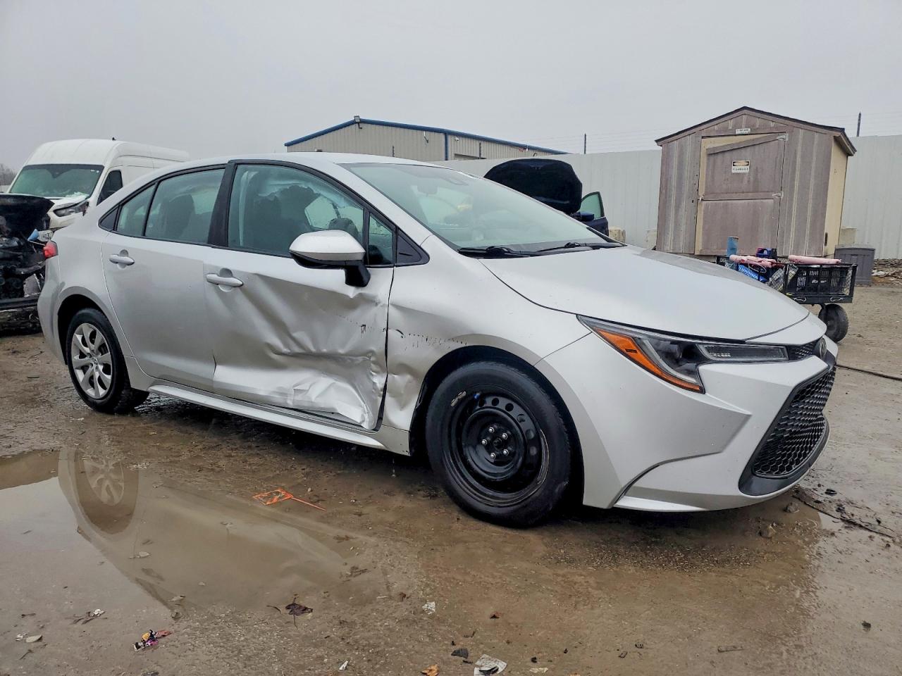2022 TOYOTA COROLLA LE photo 4