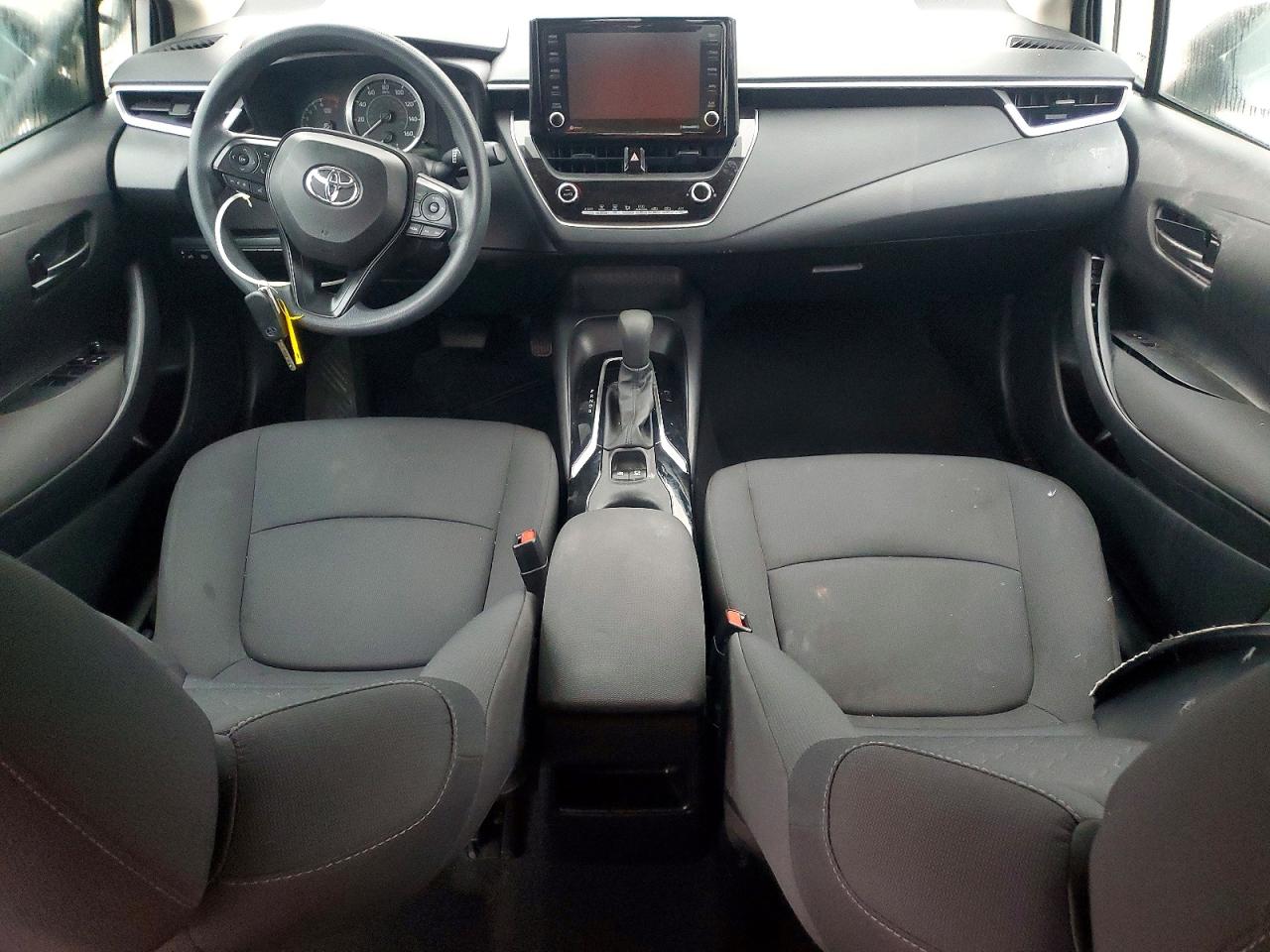 2022 TOYOTA COROLLA LE photo 8