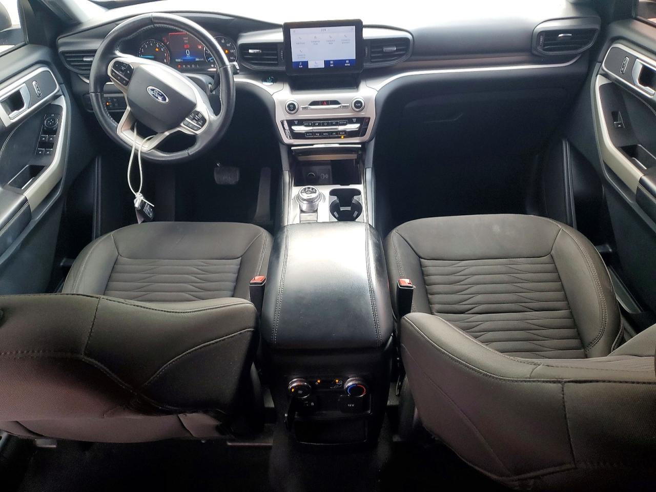 2021 FORD EXPLORER XLT photo 8