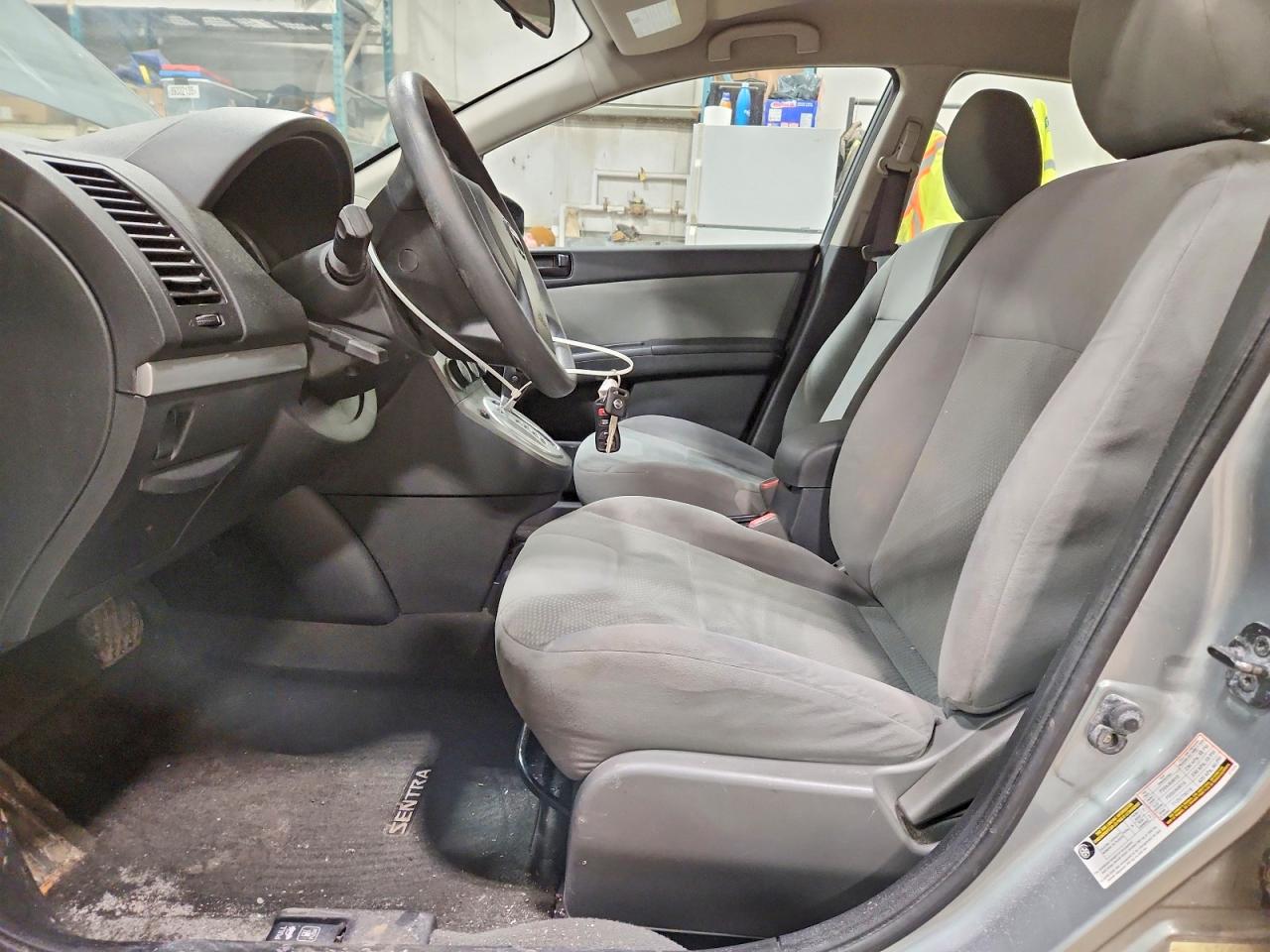2010 NISSAN SENTRA 2.0 photo 7