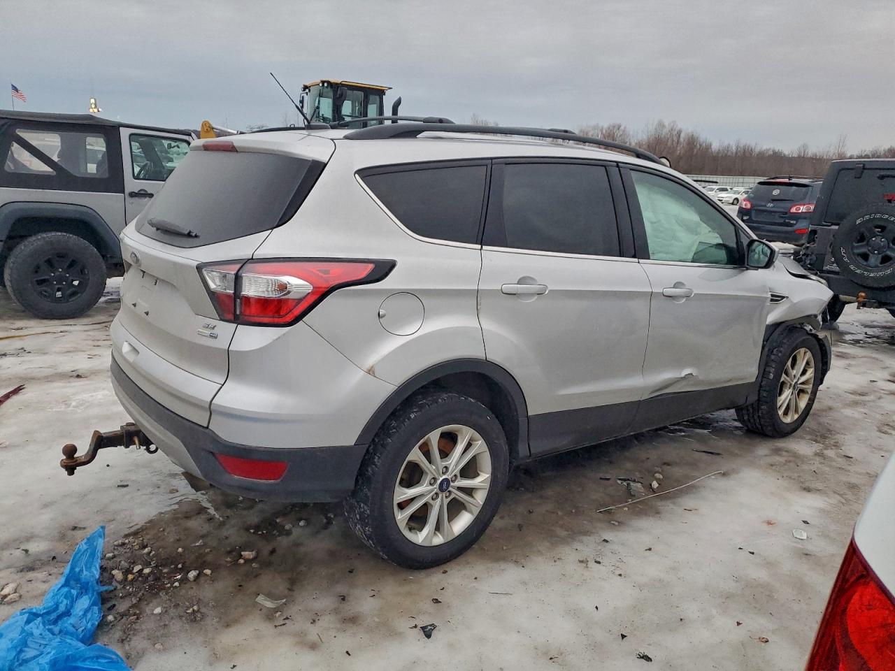 2018 FORD ESCAPE SE photo 3