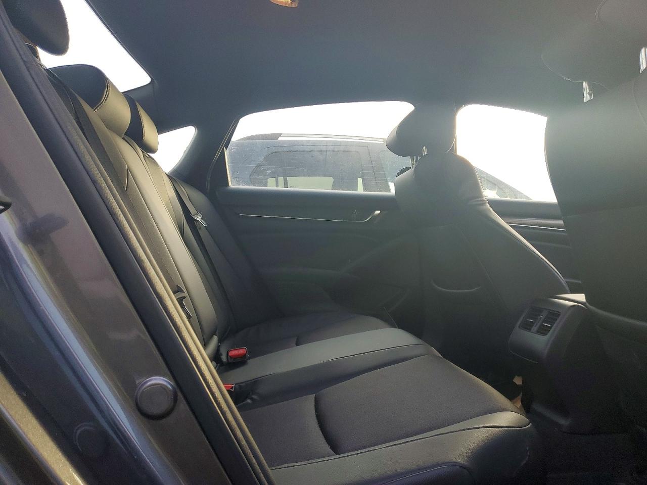 2018 HONDA ACCORD SPORT photo 10