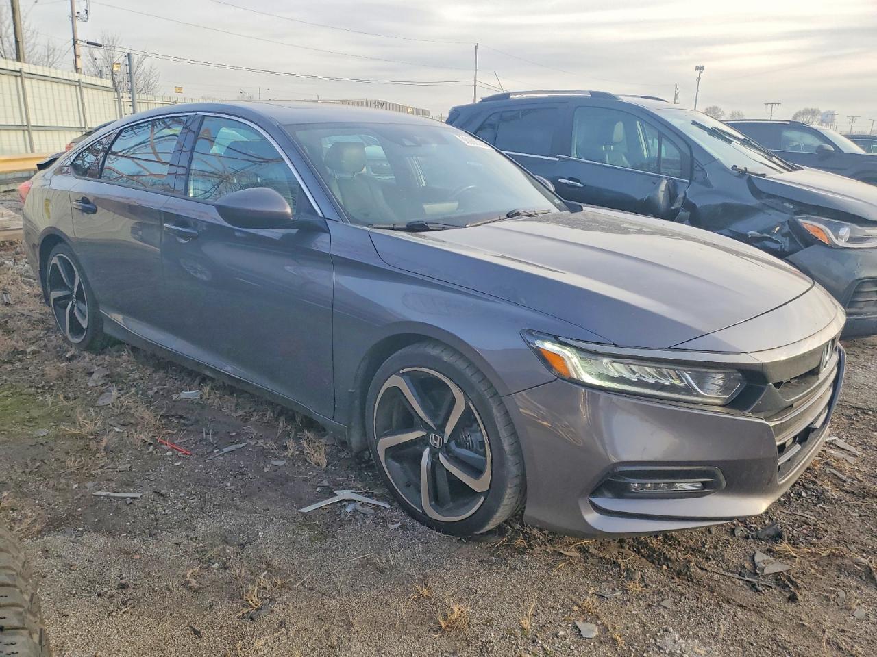 2018 HONDA ACCORD SPORT photo 4