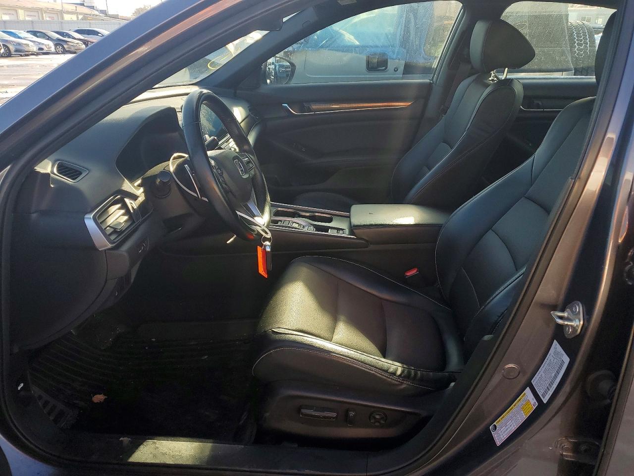2018 HONDA ACCORD SPORT photo 7