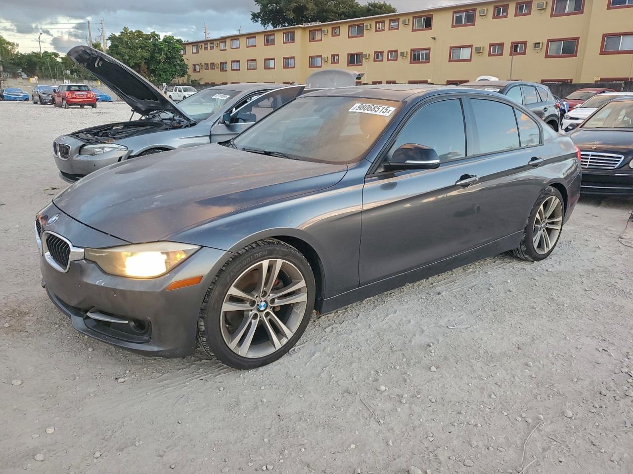 2013 BMW 328