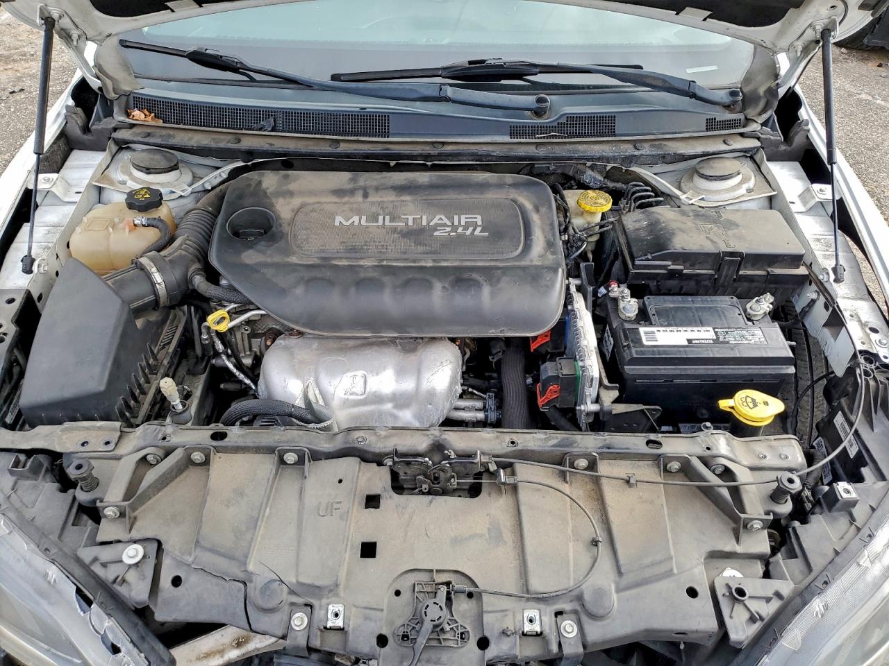 2016 CHRYSLER 200 LIMITED photo 31