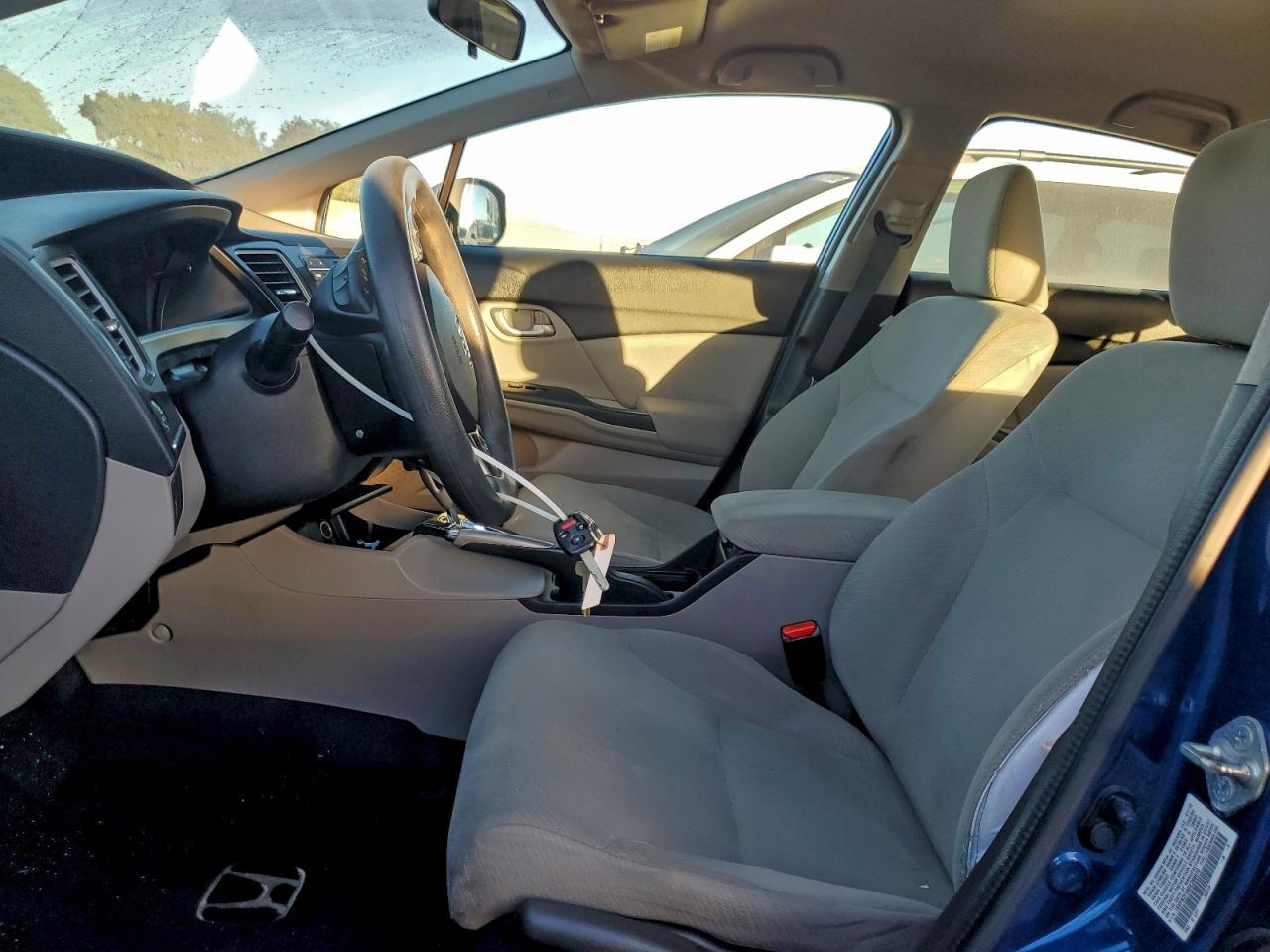 2013 HONDA CIVIC LX photo 7