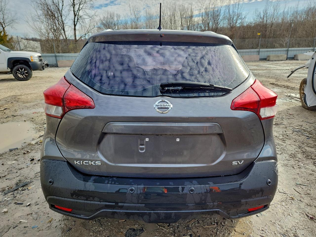 2020 NISSAN KICKS SV photo 6
