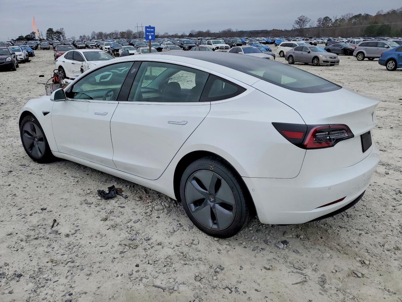 2019 TESLA MODEL 3 photo 2