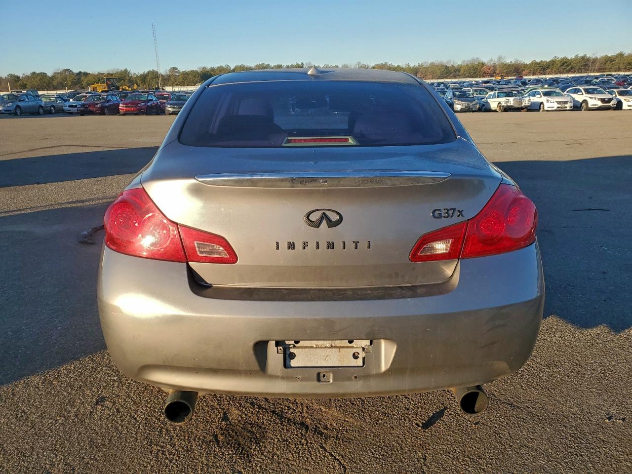 2009 INFINITI G37 photo 6