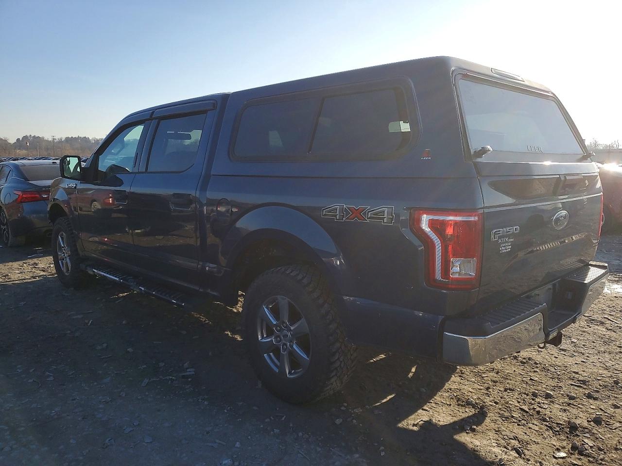 2017 FORD F150 SUPERCREW photo 2