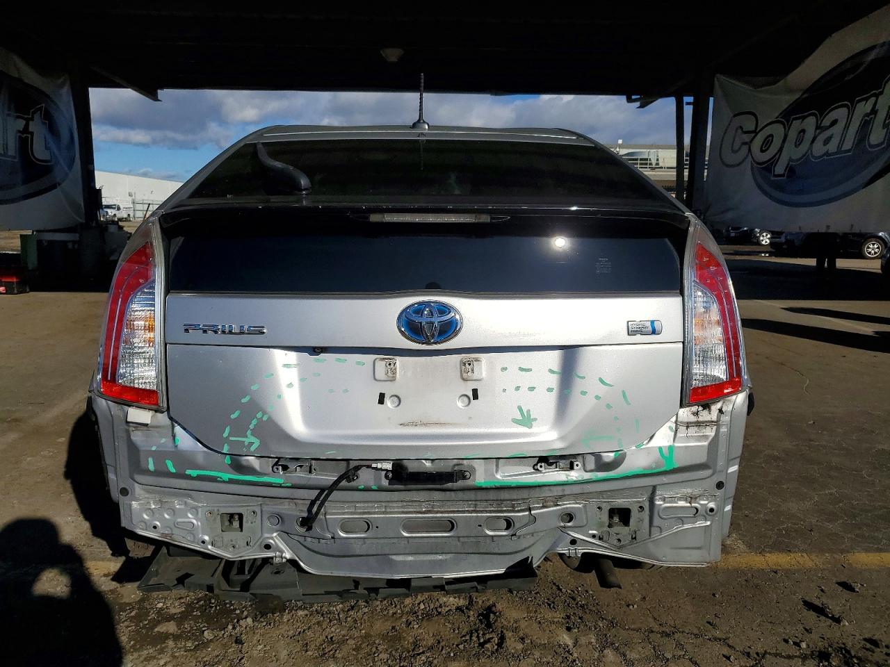 2012 TOYOTA PRIUS photo 6