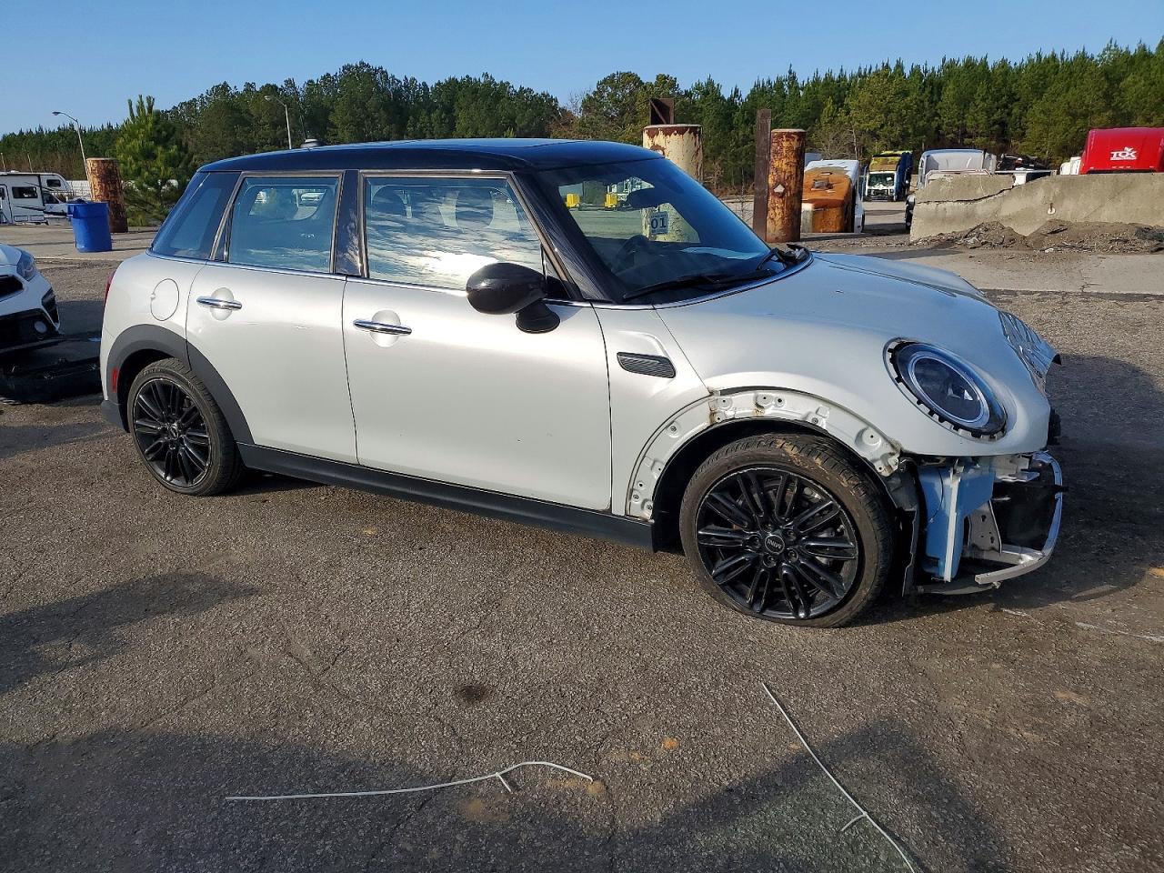2022 MINI COOPER photo 4