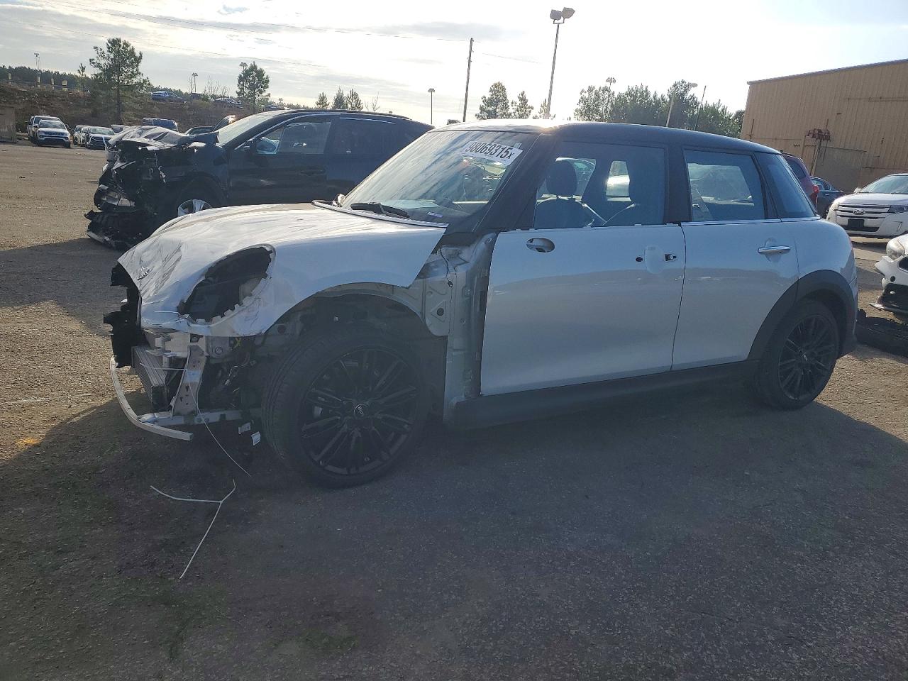 2022 MINI COOPER