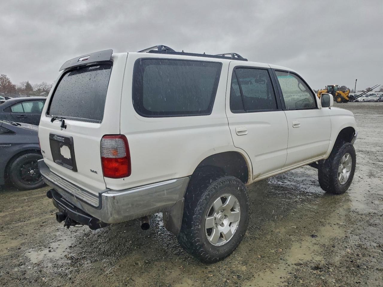 1996 TOYOTA 4RUNNER SR5 photo 3