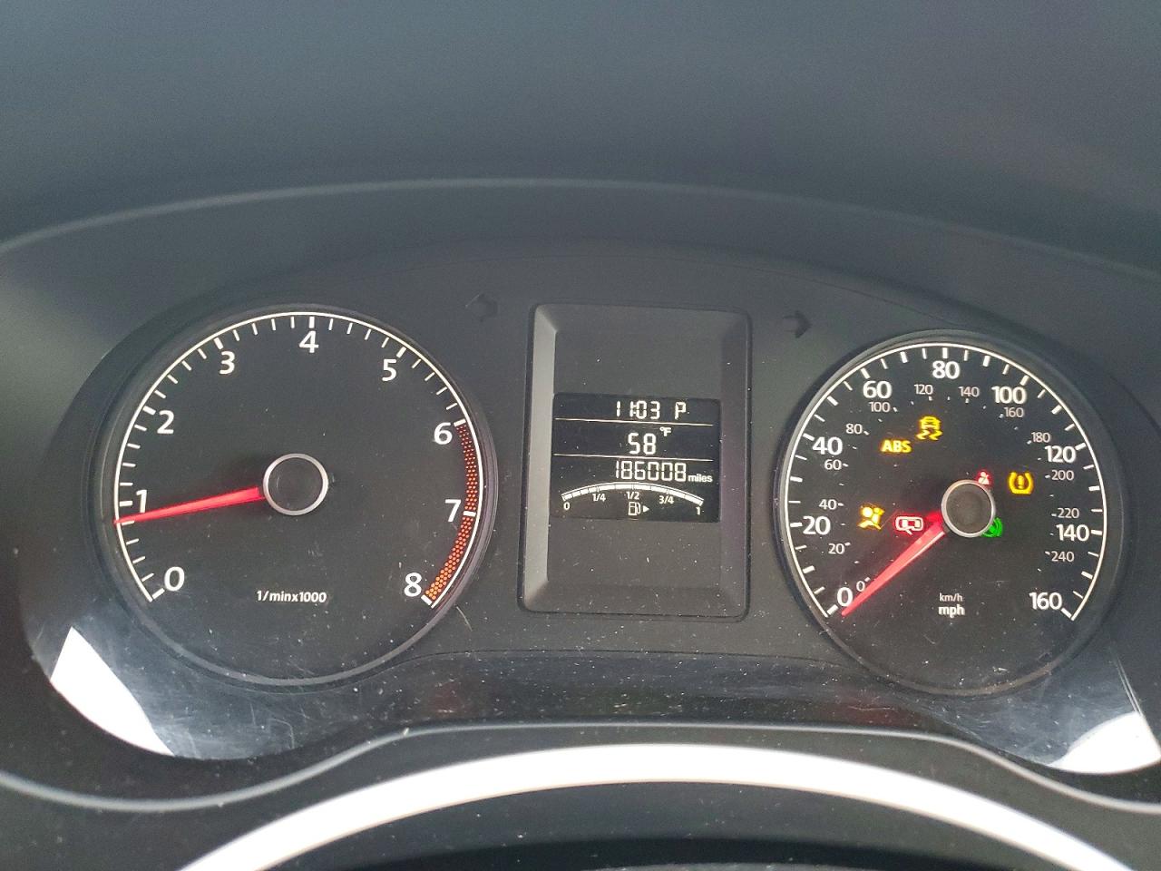 2014 VOLKSWAGEN JETTA BASE photo 9
