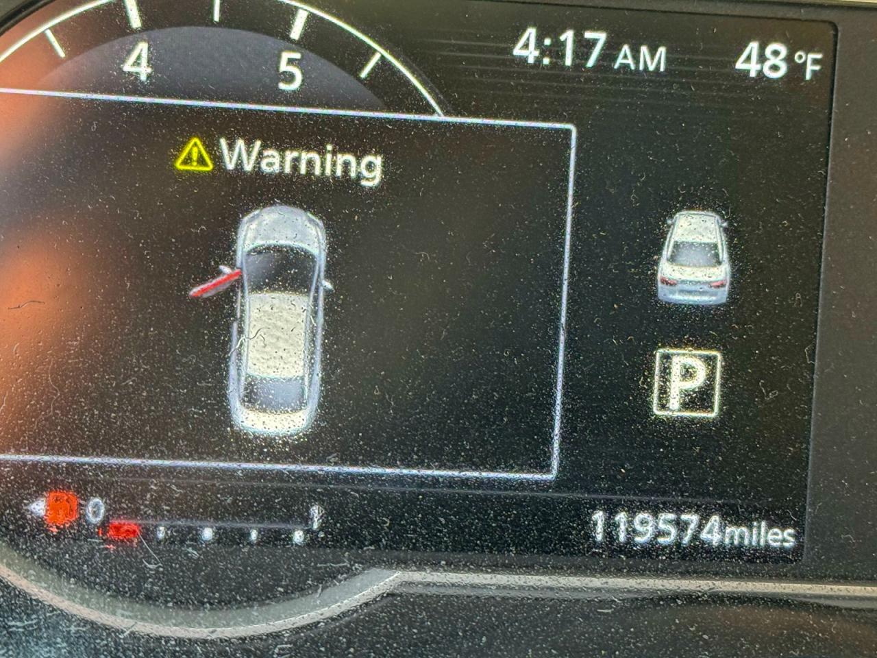 2021 NISSAN VERSA SV photo 8