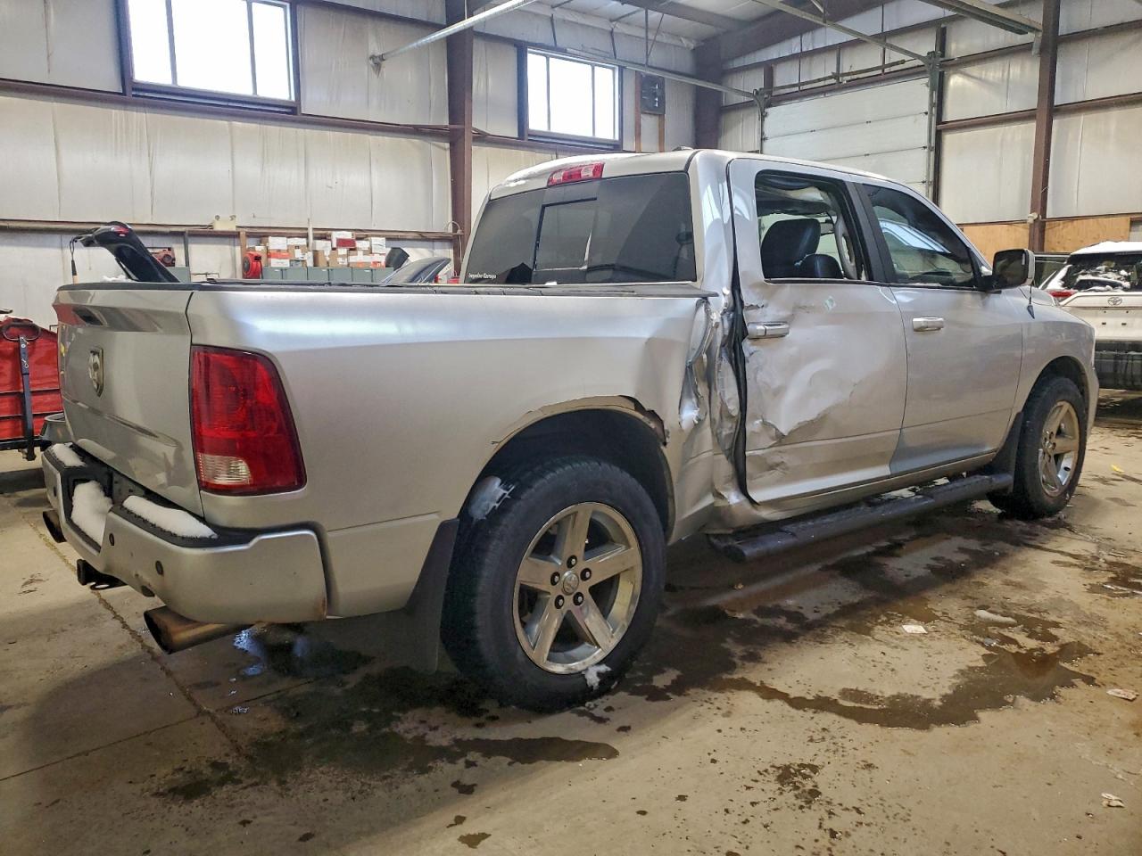 2011 DODGE RAM 1500 photo 3