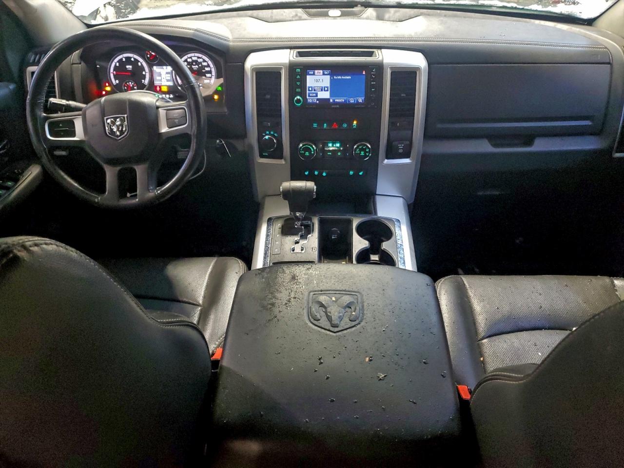 2011 DODGE RAM 1500 photo 8
