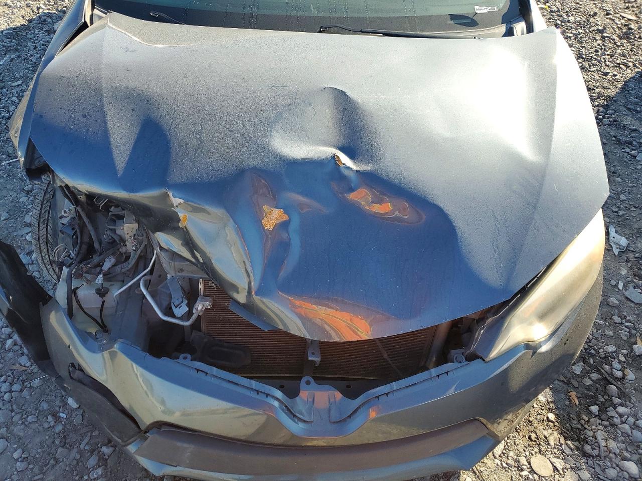 2014 TOYOTA COROLLA L photo 21