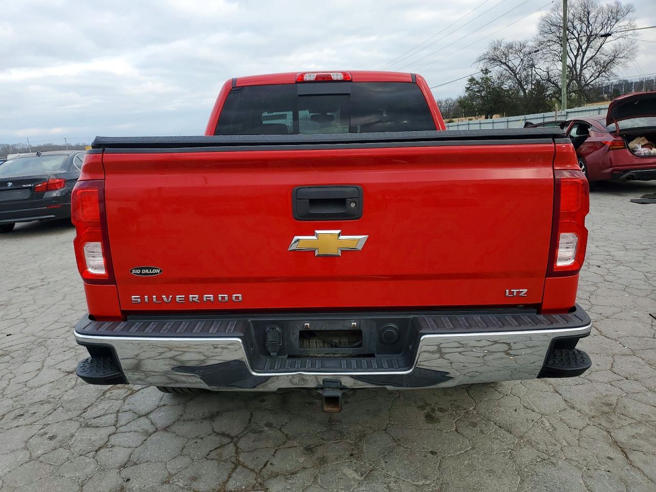 2017 CHEVROLET SILVERADO K1500 LTZ photo 11