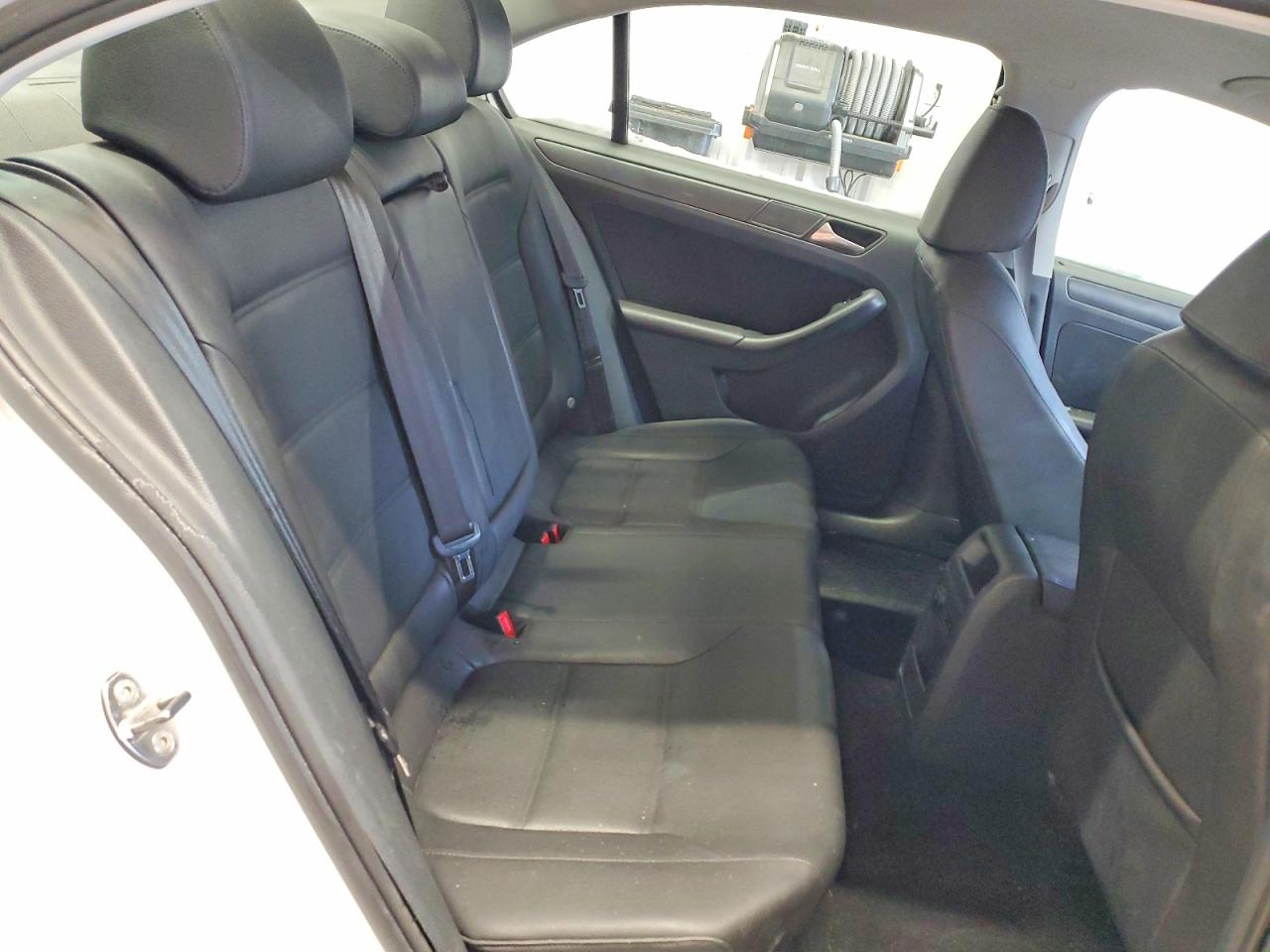 2012 VOLKSWAGEN JETTA SE photo 10